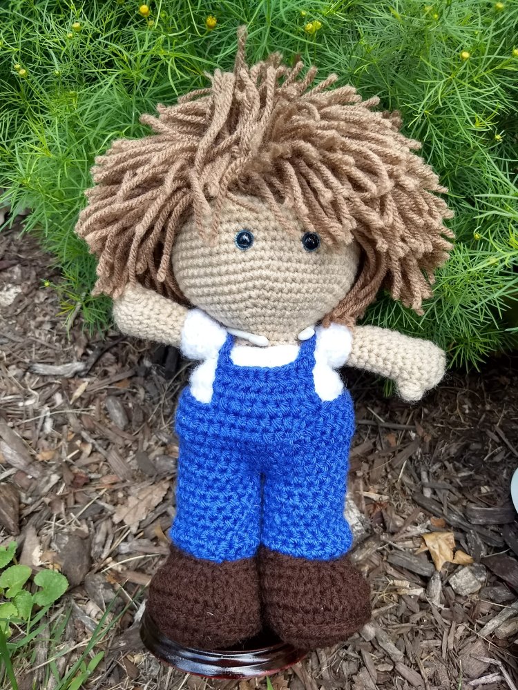 brown hair boy outside